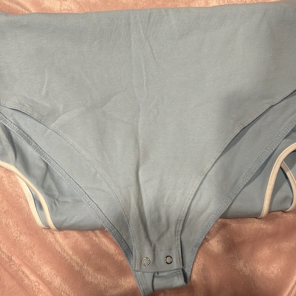 XXL Bodysuit NWT - Picture 3 of 5